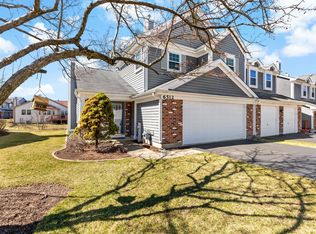 6512 Barclay Ct, Downers Grove, IL 60516