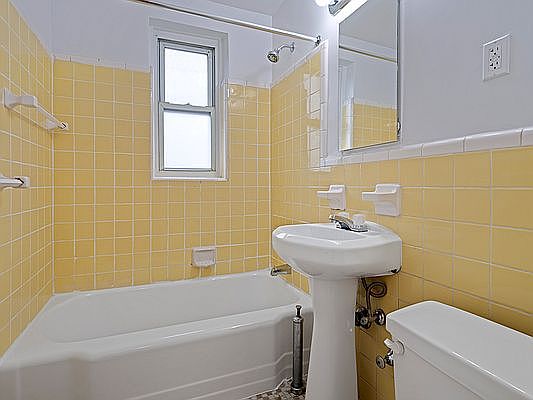 2nd image of 75-10 Yellowstone Blvd APT 2E