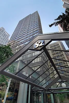 Rented by Nest Seekers International | media 35