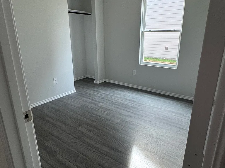 350 Azalea Trl — Photo 8