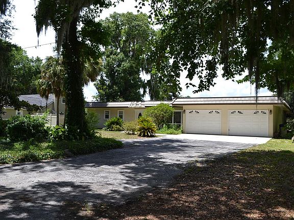 2nd image of 387 NW Magnolia Cir