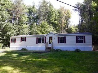 109 Hollister Rd, Corinth, NY 12822