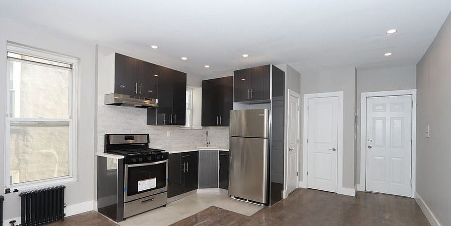 2nd image of 451 49th St #8