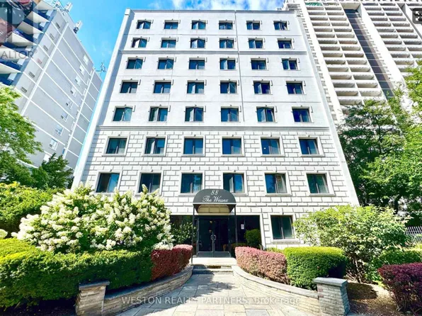 88 Wellesley St E, Toronto, ON