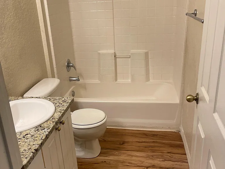 823 Grand Regency Point #202 — Photo 20