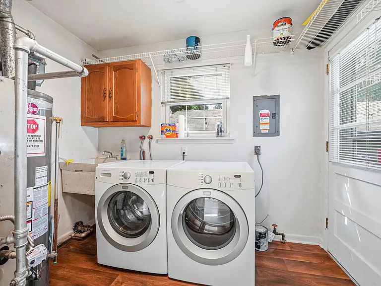 41 Orchard Ave — Photo 18