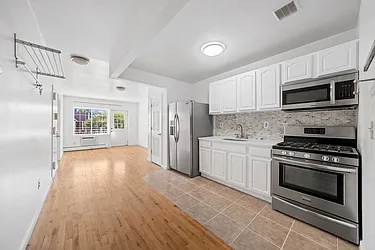 Rented by Cover Realty NYC