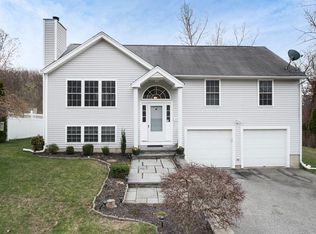 23 Sarah Dr, Worcester, MA 01607