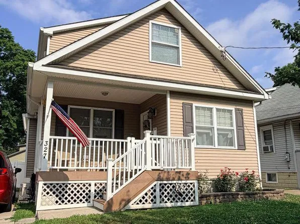 327 Walnut Ave, Oaklyn, NJ 08107