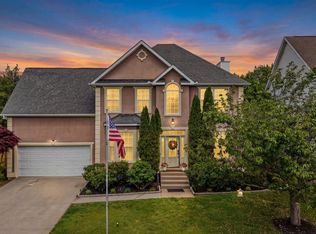 819 Paxton Dr, Knoxville, TN 37918