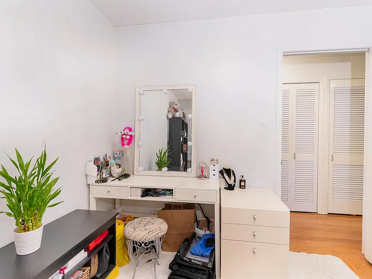 1620 W Northgate Dr — Photo 14