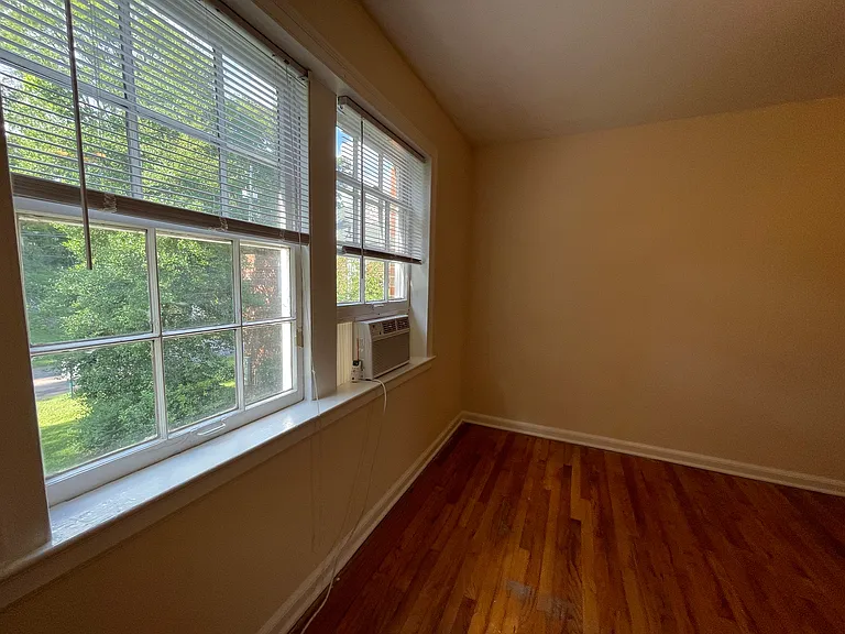 2838 Thornhill Rd — Photo 61
