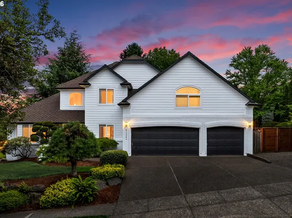 12084 SE Sovereign Dr, Happy Valley, OR 97086