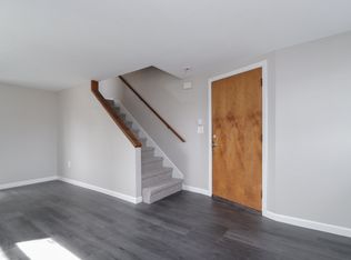 76 Meadow St #A, Chicopee, MA 01013