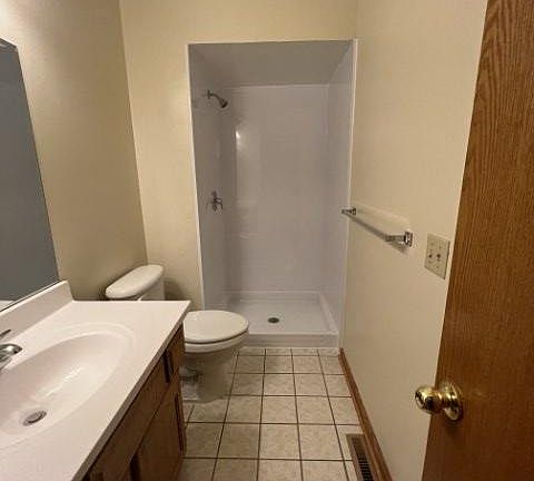 5th image of 13406 S 32nd Cir
