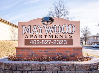 5402 S 77th St APT 5, Ralston, NE 68127