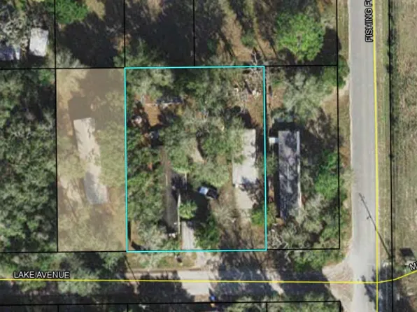 10 Lake Ave, Panacea, FL 32346