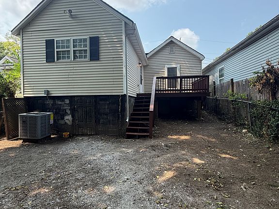 2nd image of 706 Florida St