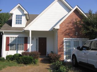 102 Walton Village Ct, Hendersonville, TN 37075