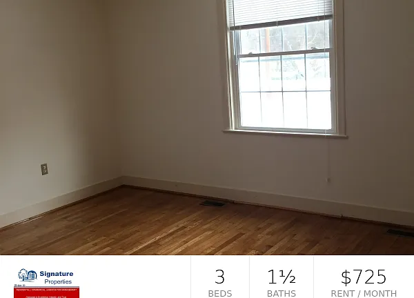 534 Logan St — Photo 2