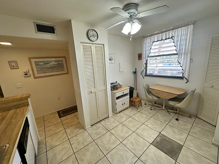 346 Springdale Dr #346 — Photo 18
