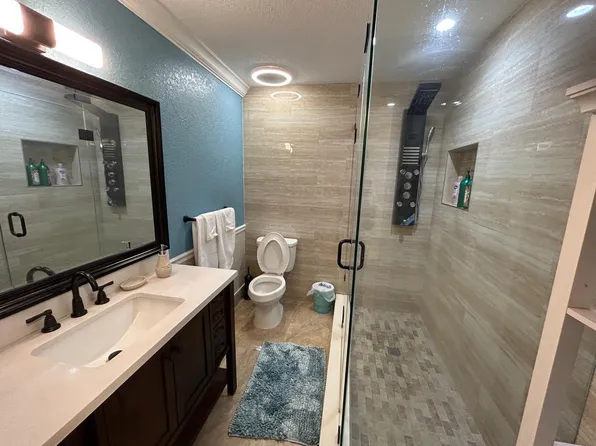 7526 SW 7th Court, North Lauderdale, FL 33068