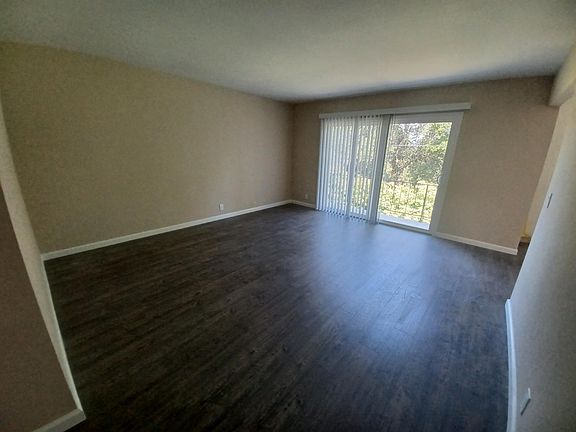 5th image of 992 Ponderosa Ave #C