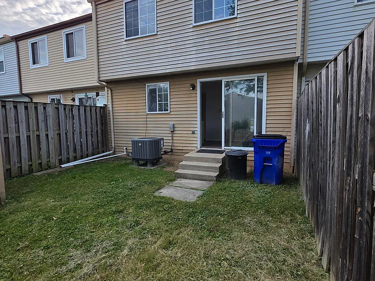 1758 Springfield Ln — Photo 31