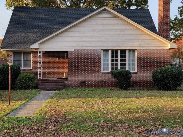 515 18th St, West Point, VA 23181