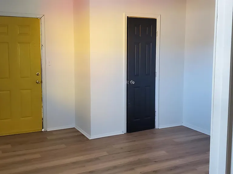 4815 Pauline Dr — Photo 5