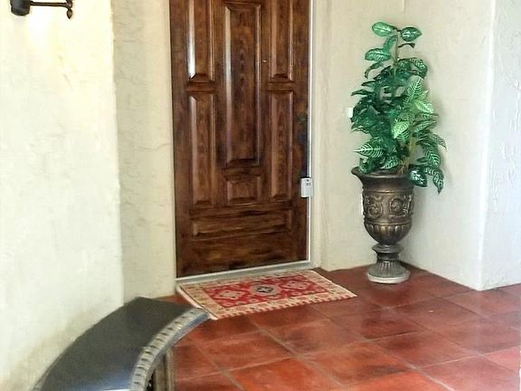 3rd image of 102 Club House Dr Unit 307