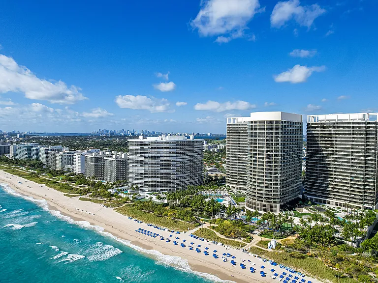 9705 Collins Ave #1000 — Photo 18