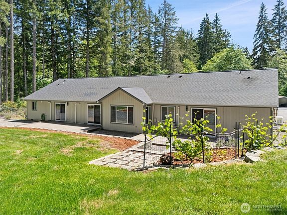 3rd image of 291 SE Home Port Lane