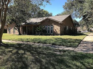 7011 Wagonwheel Ln, Houston, TX 77088