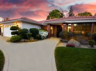 31 Wathen Ave, Sanger, CA 93657