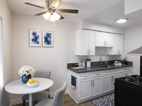 LB0465 (RUBS), 465 Almond Ave #2, Long Beach, CA 90802