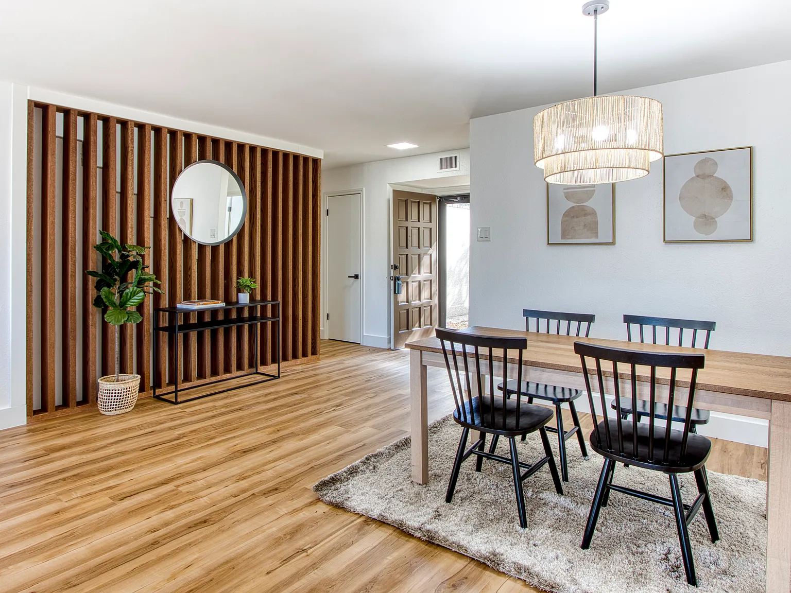 3 bed, 2094 sqft, $3,400 — Photo 4