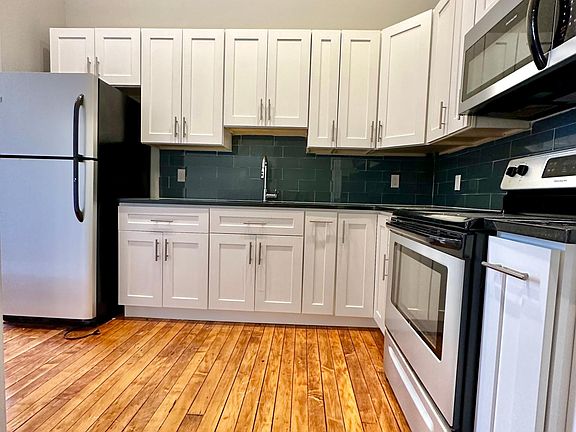 3rd image of 1519 S 17th St #208