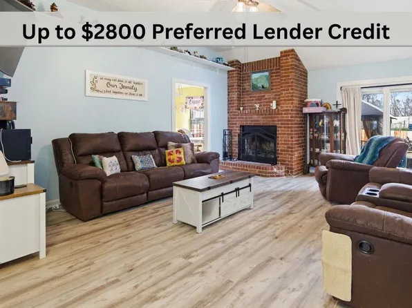 1147 N Fieldstone Ave, Fayetteville, AR 72704