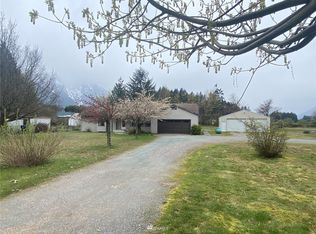 1035 N Emens Ave, Darrington, WA