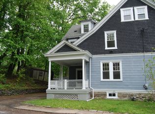 111 Cliff Ter, Wyncote, PA 19095