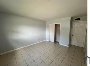3380 NW 30th St #8, Fort Lauderdale, FL 33311