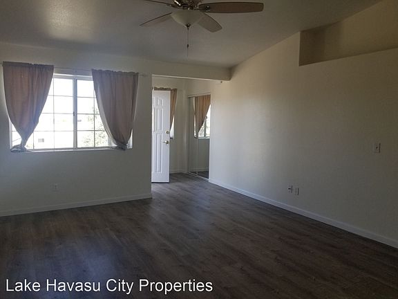 3rd image of 2373 Clarke Pl