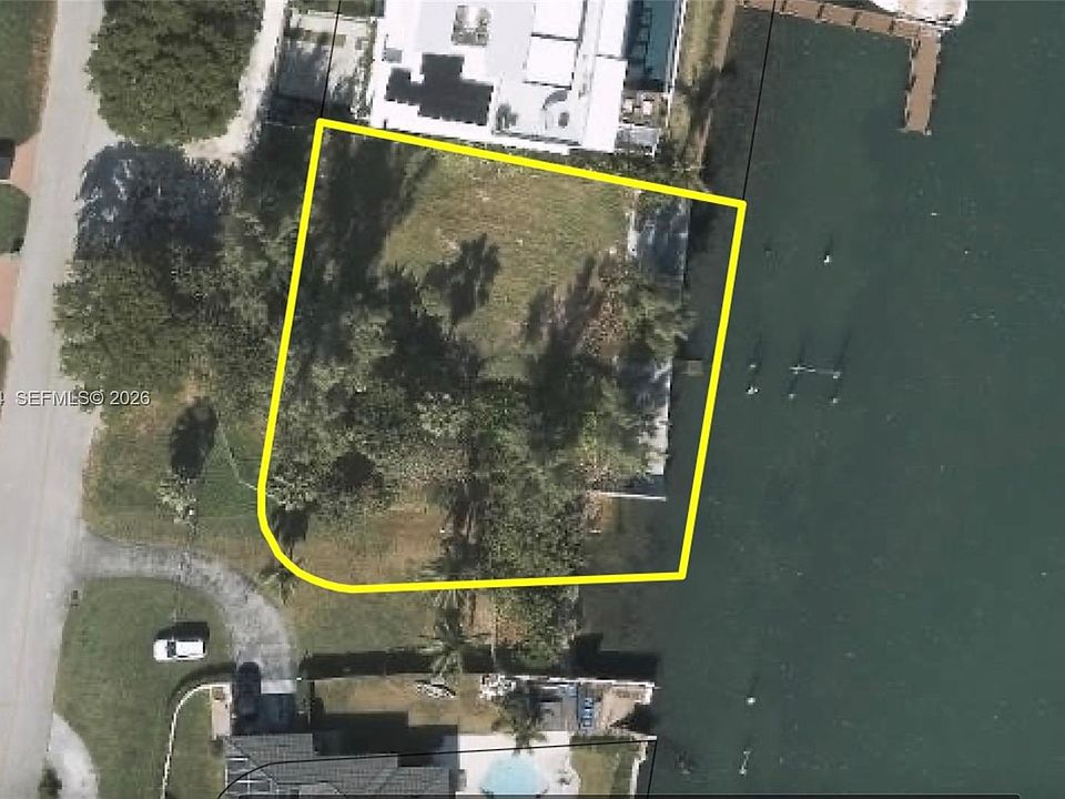 1st image of 10801 N Bayshore Dr