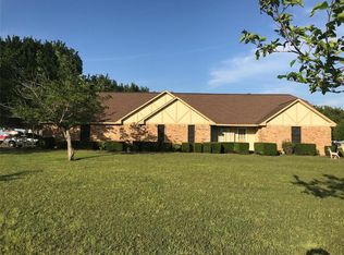 1210 Batchler Rd, Red Oak, TX 75154