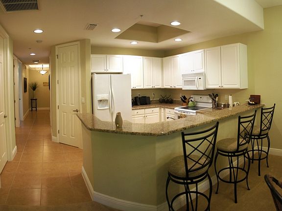 3rd image of 13781 Julias Way APT 115