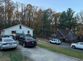 4 Albert Ln, Dillsburg, PA 17019