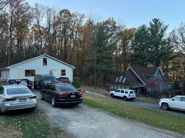 4 Albert Ln, Dillsburg, PA 17019