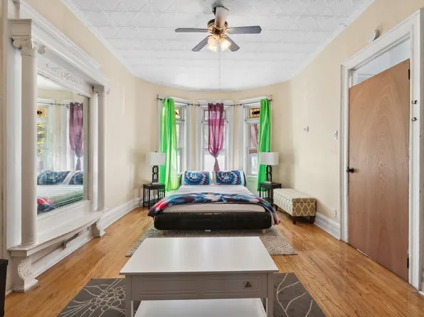 265 Maple Street image 2 of 4