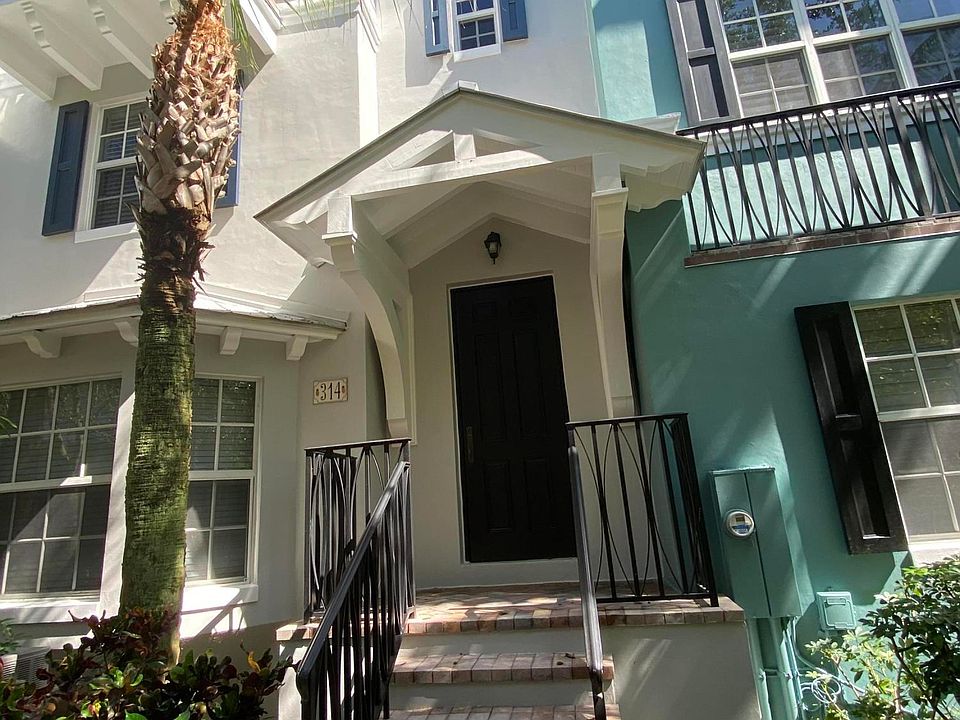 1st image of 314 E Mallory Circle #314